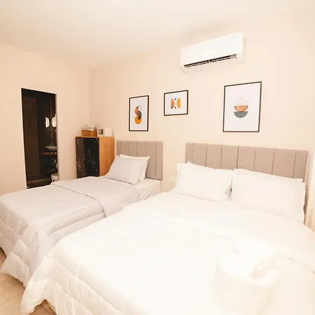 Abel Boutique House Bed & Breakfast *
